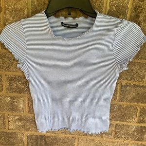 Brandy Melville crop top one size. Barely e we ton. Like new.